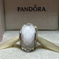 63A NWOT PANDORA SS WHITE