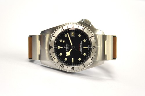 Tudor black bay p01 - tudor,