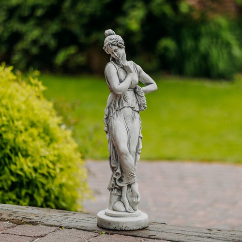 Antica statua donna - di,