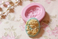 Stampo in gomma siliconica per fimo cernit cammeo volto di donna 3,9*3 cm