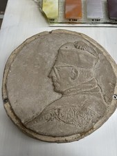 Scultura altorilievo placca con Monsignore medaglione vintage