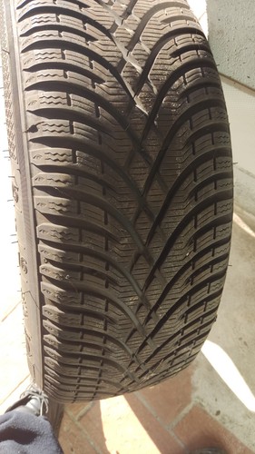 Gomme nuove 205 montati - 55,