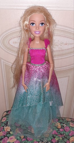Barbie dreamtopia gigante alta - barbie,