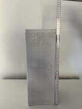 Vaso da terra in porcellana