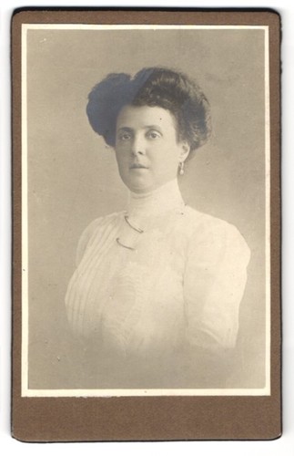 Fotografia signora borghese - signora,