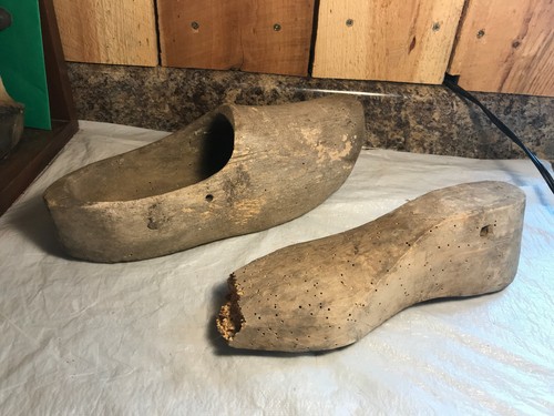 Antica scarpa primitiva grande