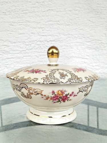 Antico coperchio scatola