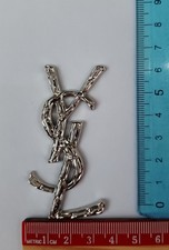 Targhetta Yves Saint Laurent In Ferro, 1 Pezzo Colore Argento