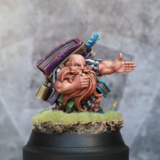 Arbitro nano di parte dipinto