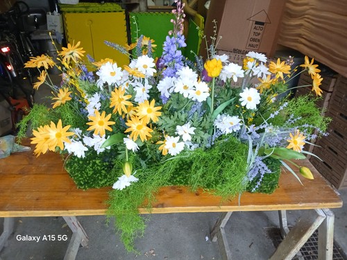 Composizione fiori finti - composizione,