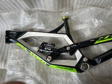 Telaio MTB Downhill YT Tues