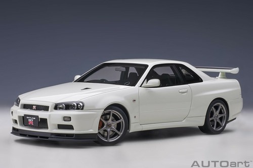 Autoart nissan skyline - 1:18,
