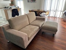 Divano 2 posti in velluto scamosciato beige