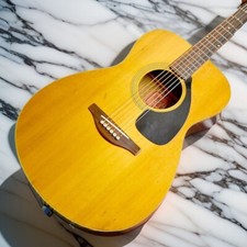 Chitarra acustica vintage