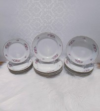 Set completo di Piatti Richard