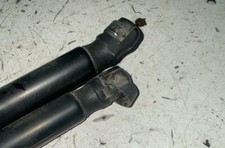 PISTONCINI COFANO POST. PER OPEL Corsa D 5P 2° Serie (11>)