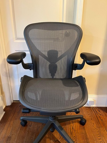 Herman miller aeron remastered - aeron,