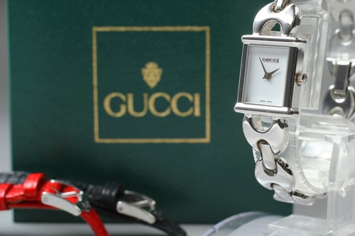 Quasi come nuovo - [], orologio