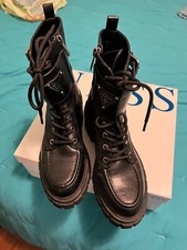 Scarpe donna ANFIBI marca GUESS colore nero usati una sola volta