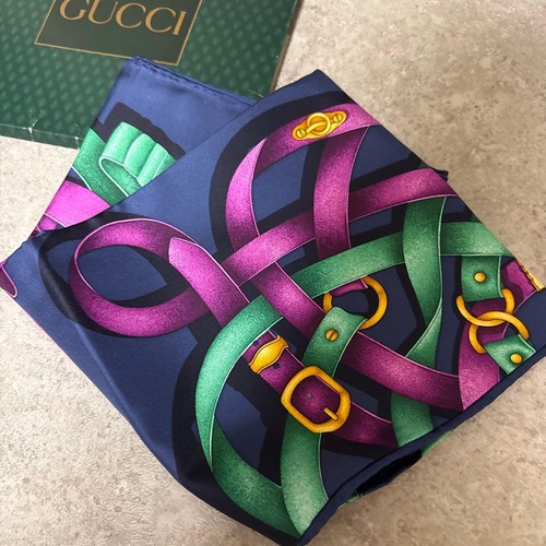 Gucci sciarpa seta usata - di,