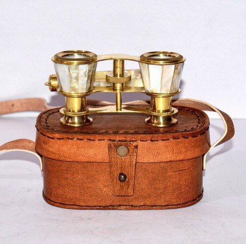 Antico binocolo vintage per