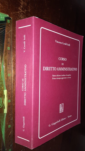 Libro corso di diritto - libro:,