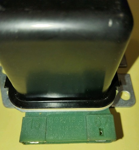 Regolatore tensione magneti - tensione,