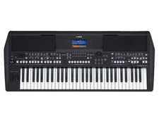 Tastiera Yamaha PSR-SX 600
