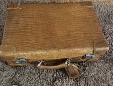 Antica Valigia In Pelle