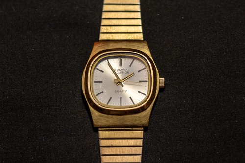 Vintage bulova accutron quartz - vintage,
