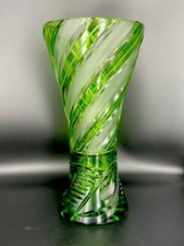 Vaso a Spirale in Cristallo Verde di Boemia - 24% Pb Bohemia XX sec.