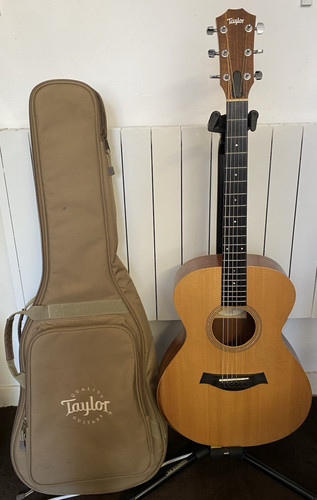 Taylor academy 12e - taylor,