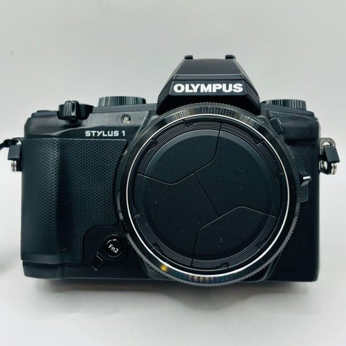Fotocamera digitale compatta