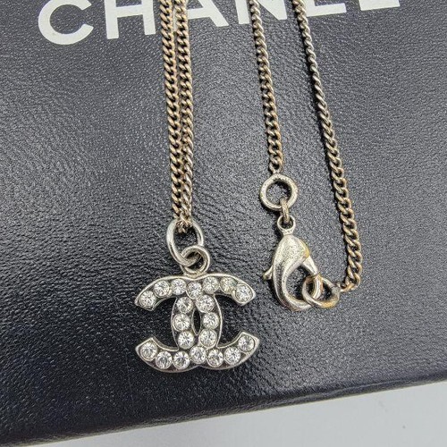 Chanel collana logo - chanel, strass