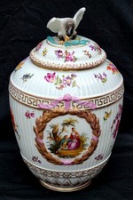 Antico vaso/urna porcellana