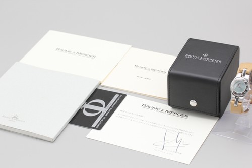 Near mint box baume - w/, box]