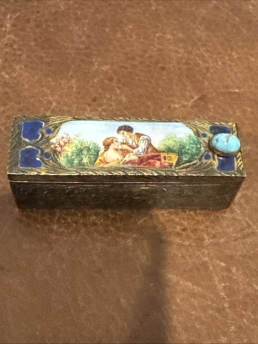 Vecchio astuccio porta