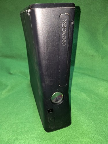 Xbox 360 slim - 1439, vendita