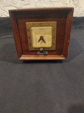 Antica radiosveglia a valvole