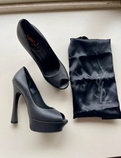 Scarpe decolletè nere da donna Yves Saint Laurent usate numero 37,5