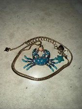 Collana con ciondolo nautico mare granchio cristallo blu verde tono oro Betsey Johnson