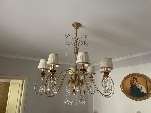 Lampadario con lampade