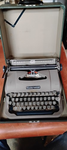 Macchina scrivere portatile - macchina,