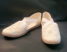 NEW Crochets NEW Woman Flats