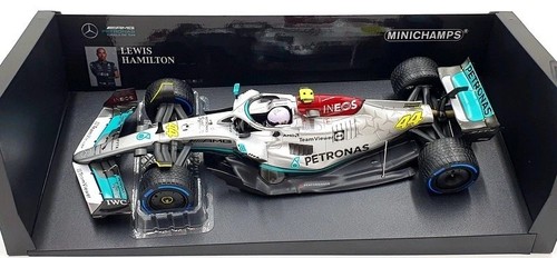 Mercedes amg petronas - f1, w13