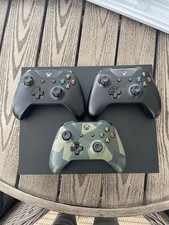 Microsoft Xbox One X 1TB –