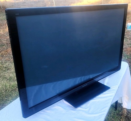 Panasonic p50s30 plasma - 50",