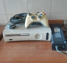 XBOX 360 ARCADE 20 GB COLORE BIANCO BIANCA COMPLETA PAD ALIMENTATORE COMPLETO