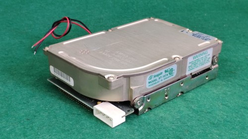 Hard disk vintage - hard,