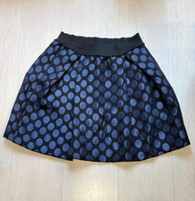 Gonna corta a fantasia pois